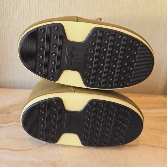 Moon Boot Tall Icon Quilt Boot Caramel Moon Boot Quilted Snow Boot - Picture 14 of 17